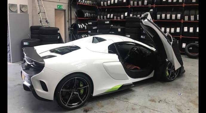Tyre-Smart (Essex) White sports car wheel alignment